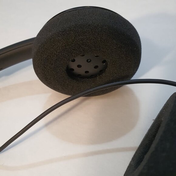 Plantronics Blackwire C320-M Black Headband USB Headsets - Picture 2 of 5